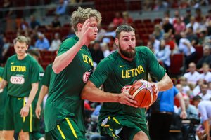 M. Kuzminskas turi patarimą dėl J. Valančiūno ir T. Pačėso konflikto pabaigos: „Yra vienas kelias“