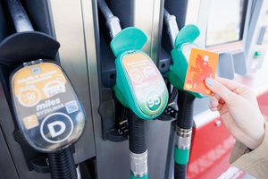 LEA: dyzelinas Lietuvoje pigesnis nei praėjusių metų gruodį