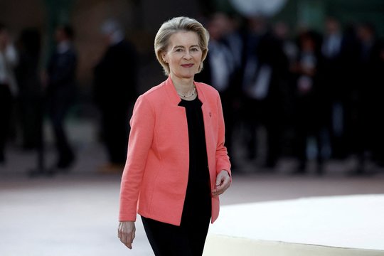 Europos Komisijos pirmininkė Ursula von der Leyen ramybę atranda įspūdingame kalnų namelyje Austrijoje