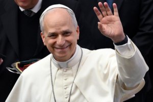 Vatikanas planuoja popiežiaus Leono XIV ir J. D. Vance'o susitikimą: užminė mįslę apie derybų dėl Ukrainos aptarimo