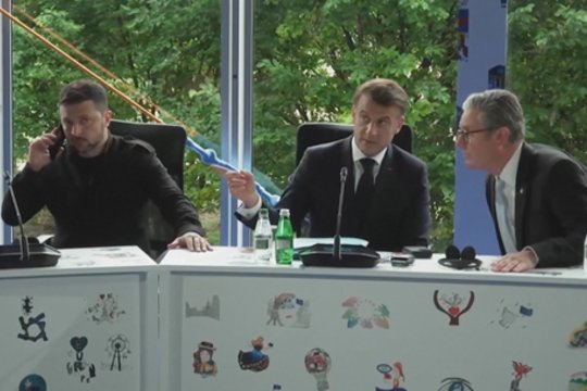 Pasibaigus deryboms Stambule – V. Zelenskio ir Europos lyderių skambutis D. Trumpui