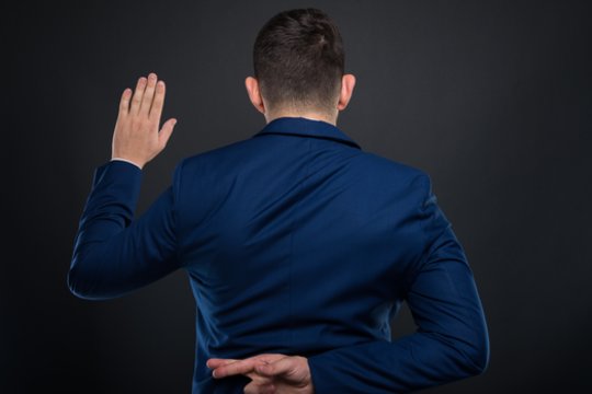 Nuo komedijų iki dramų: slydo policininkai, politikai, prokurorai, diplomatai