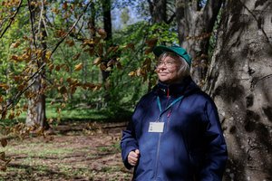 Sveikatos šaltinis, kurį atradę dar ne visi: miško maudynių gidė patarė, kuriems žmonėms tai ypač naudinga