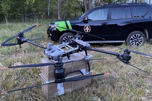 Pasieniečiai perėmė kontrabandininkų „superdroną“ su 3 000 pakelių baltarusiškų cigarečių