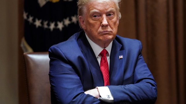D. Trumpui skrieja dar vieni kaltinimai: pasmerkė dėl neteisėtų deportacijų