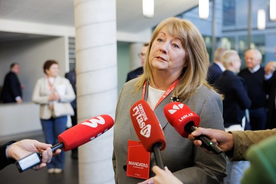 V. Blinkevičiūtės akyse – ašaros: atsakė, ar nesigaili sprendimo nebūti premjere
