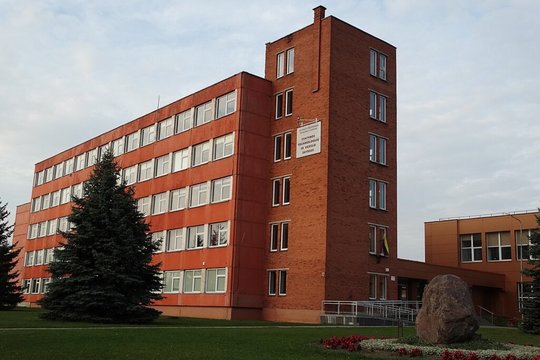 Nenaudojamos Alytaus profesinio rengimo centro patalpos virs socialiniais būstais