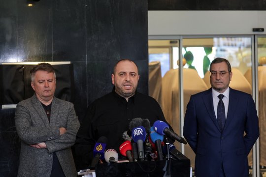 Derybose Stambule – žiauri rusų taktika: ukrainiečiui grasino artimųjų žūtimi