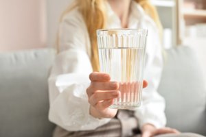 Kas nutinka organizmui negaunant pakankamai vandens? Gali sutrikti inkstų veikla