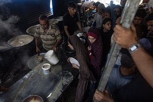 Premjeras: Izraelis turi užkirsti kelią badui Gazos Ruože dėl diplomatinių priežasčių