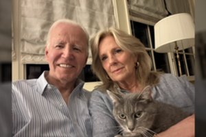 J. Bidenas pirmą kartą pakomentavo žinią apie jam diagnozuotą vėžį