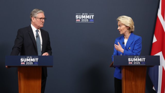 Nauja era: suartėjusi ES ir JK vėl susitarė dėl glaudesnio bendradarbiavimo