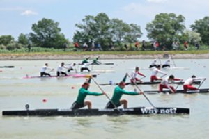 Pasaulio taurės varžybose Lietuvos kanojininkus nuo medalio skyrė vos 0,12 sek.