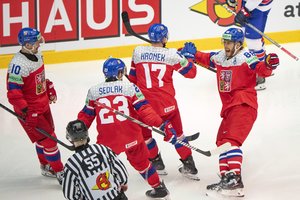 Įsibėgėję amerikiečiai palaidojo čekų viltis būti grupės laimėtojais