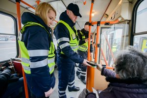 Žinia keliaujantiems viešuoju transportu Vilniuje: gali nepavykti pasinaudoti komposteriu