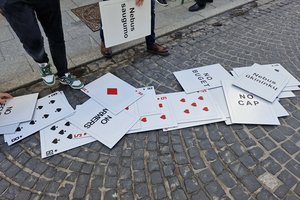 Žmonėms nerūpi tai, ką kurpia politikai, bet žemdirbiai įspėja – maistas ir brangtų, ir taptų prastas