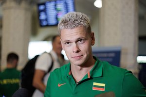 Gimtadienio proga D. Rapšys pasidabino bronza