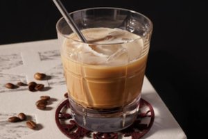 Šalta naminė kava – gerti kavinėse nebenorėsite: atgaivins ir suteiks energijos