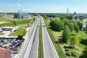 Vairuotojus ragina keliuose stebėti šiuos ženklus: kokią informaciją jie pateikia