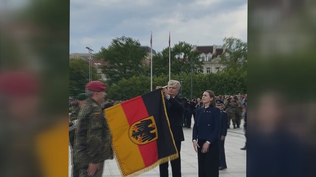 Iš arti parodė, kaip Vilniuje įvyko iškilmingas karinis ritualas – Vokietijos brigados inauguracija