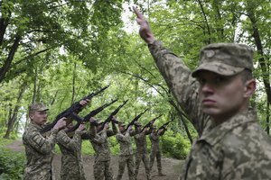 A. Jermakas įvardijo 2 tolesnius žingsnius, siekiant užbaigti karą Ukrainoje