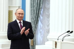 Vienas svarbus rodiklis: „Telegraph“ analitikas paaiškino, kaip lengva sustabdyti V. Putino karo mašiną