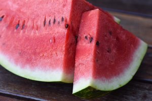 Gudrybė, kaip greit panaikinti arbūzo kartumą: išgelbės mažas žiupsnelis šio prieskonio
