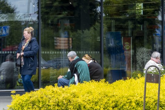 Lietuvos bankas sako, kad į ekonomiką po pensijų pertvarkos „įsilietų“ milijardas eurų, tačiau teigiamo poveikio nebūtų