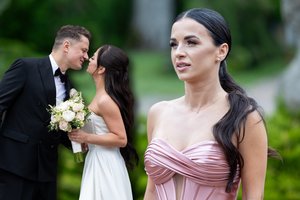 Sesers vestuvėse pasirodžiusi Irūna Puzaraitė-Čepononienė prabilo apie jų ryšį: „Turime vieną panašų bruožą“