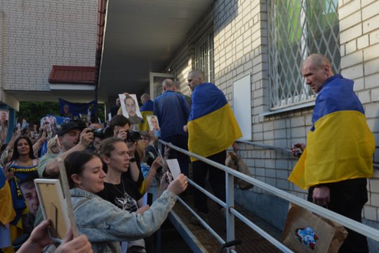 Dar vieni mainai: Rusija pareiškė, kad su Ukraina apsikeista 307 karo belaisviais