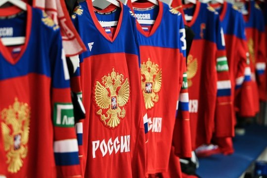 Apie ledo ritulio rinktinės sugrįžimą į olimpiadą kliedėję rusai gavo per nosį – žiemos žaidynių tvarkaraštyje jų ekipos nebus