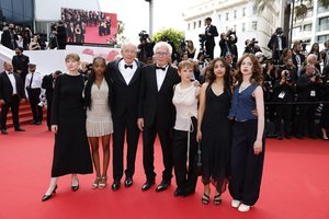 Besibaigiant Kanų kino festivaliui dėl vandalizmo akto dingo elektra