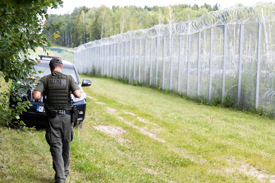 Lietuva ieškiniu Baltarusijai dėl migrantų krizės siekia daugiau nei 200 mln. eurų žalos atlyginimo