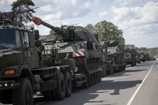 Karinės technikos laikymo infrastruktūrai skirta 11 mln. eurų