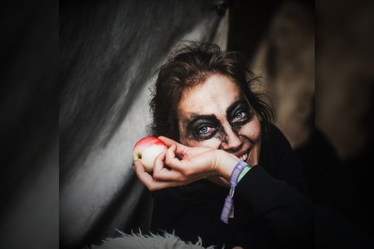 E. Pakšytė kviečia į naujausią parodą: tarp instinkto ir vaizduotės