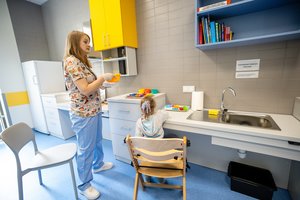 Vaikų stacionarinė reabilitacija: atsakė, kada ji priklauso