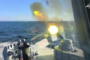 Mūšio laukas Baltijos jūroje: Rusija rodo, kad dėl savo šešėlinio laivyno yra pasirengusi kariauti su Vakarais