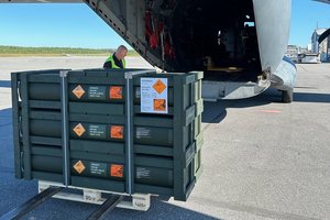 Lietuvos kariuomenė stiprina oro gynybą, gavo raketų „Bolide“