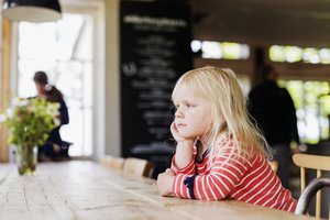 Dirbančių tėvų iššūkis – vaikų vasaros atostogos. Kuo užimti vaikus?