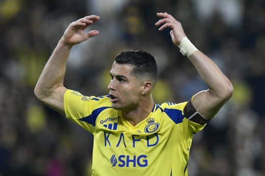 Įvardintas daugiausiai pinigų uždirbantis sportininkas – ir vėl akys nukreiptos į C. Ronaldo