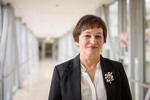 Reprodukcinės sveikatos įstatymą inicijavusi B. Vėsaitė: „Ne prezidentas turėtų aiškinti moterims“