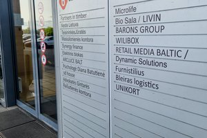 Stambioje logistikos įmonėje – pareigūnų kratos: akiratyje – dokumentų klastojimas ir apgaulinga finansinė apskaita