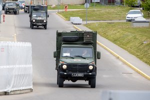 Beveik 30 instruktorių apmokys visuomenę, kaip išgyventi ekstremalios situacijos ar karo metu