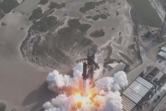 E. Musko „Starship“ – dar viena nesėkmė: bandymo metu subyrėjo dar viena raketa