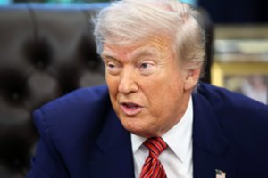 Iš JAV teismo – smūgis D. Trumpui: blokuojami įvesti tarifai