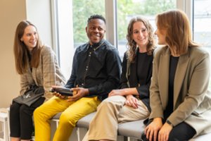 Šių specialistų poreikis auga žaibišku greičiu: plačios karjeros perspektyvos ir garantuota darbo vieta