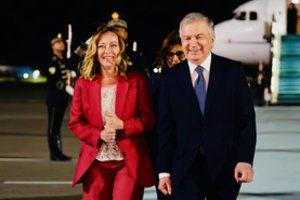 G. Meloni Uzbekistane susitarė dėl daugiau kaip 3 mlrd. eurų vertės investicijų