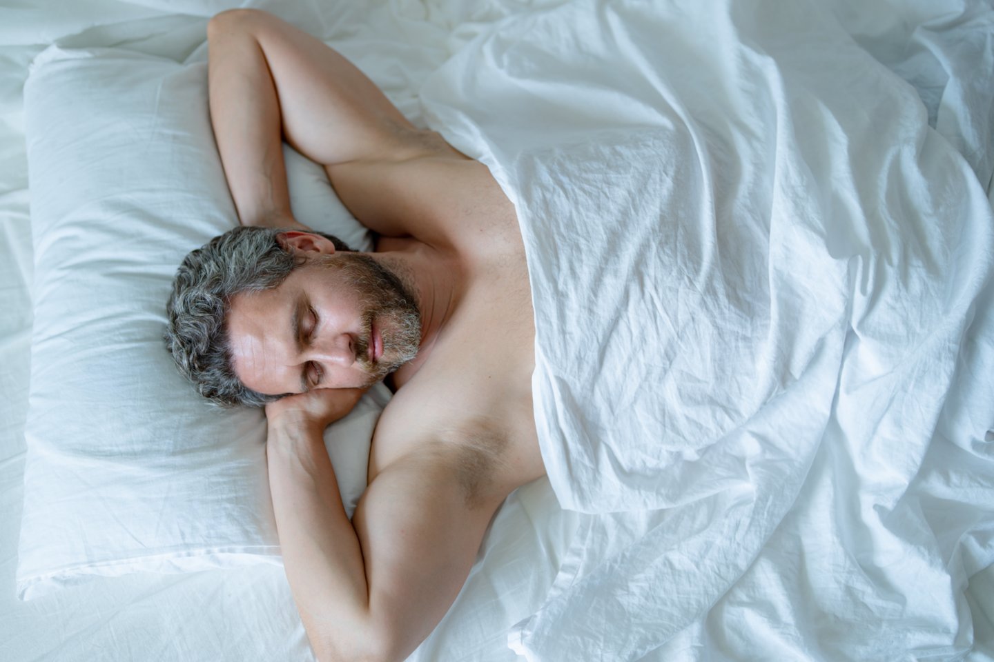 Suaugusiesiems vidutiniškai reikia maždaug septynių-devynių valandų nepertraukiamo miego kiekvieną dieną.<br> 123rf nuotr.