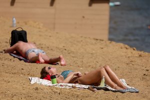 Europoje – baimė dėl rekordinių karščių: signalą siunčia turistų mylimos šalys