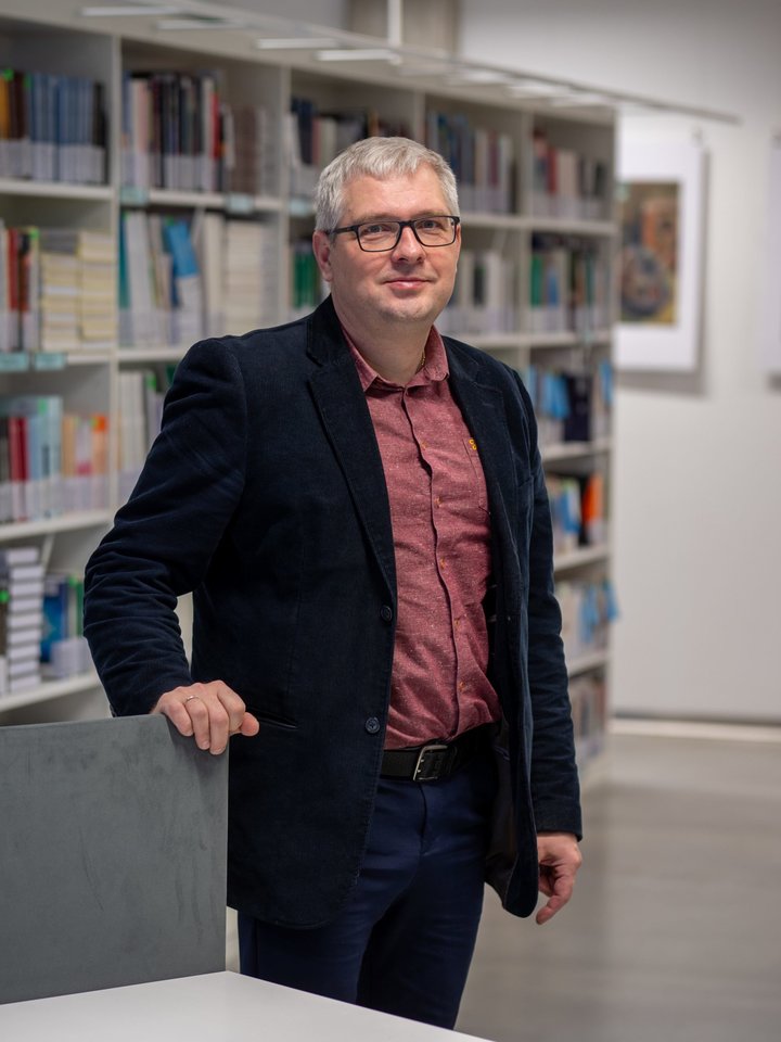 Kauno kolegijos Informatikos, inžinerijos ir technologijų fakulteto Pramonės inžinerijos ir robotikos katedros lektorius dr. Laimonas Kairiūkštis.<br>Kauno kolegijos nuotr.